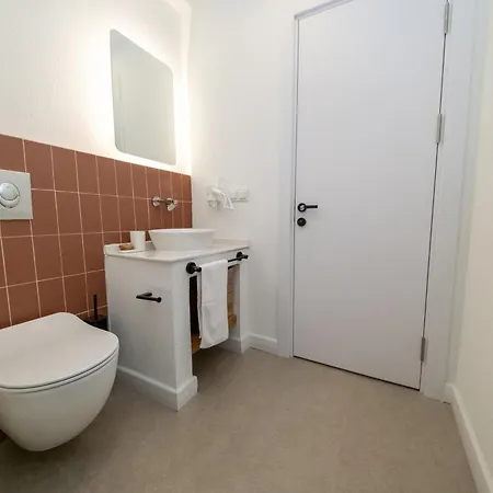 Diplomat Aparthotel 4*